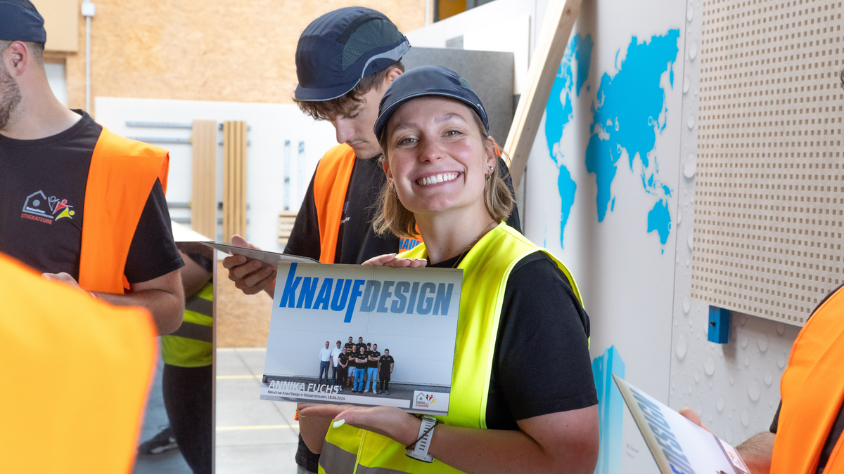 Nationalteam der Stuckateure zu Besuch bei Knauf | Verlag W. Sachon